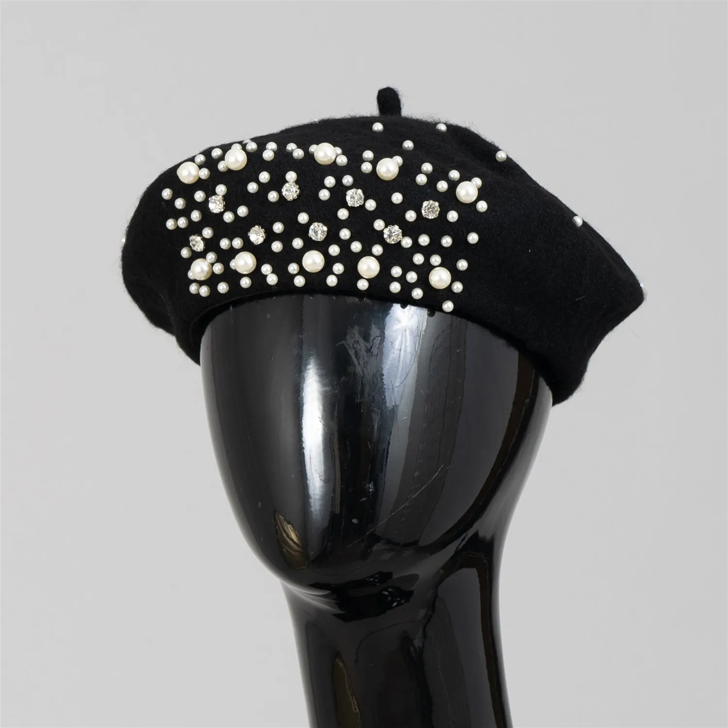 Passion 4 Fashion FH403AS Embellished Pearl Beret